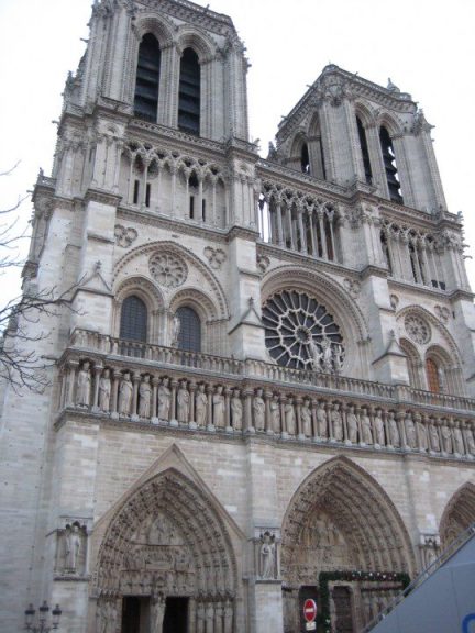 427768_663907127776_1397814419_n